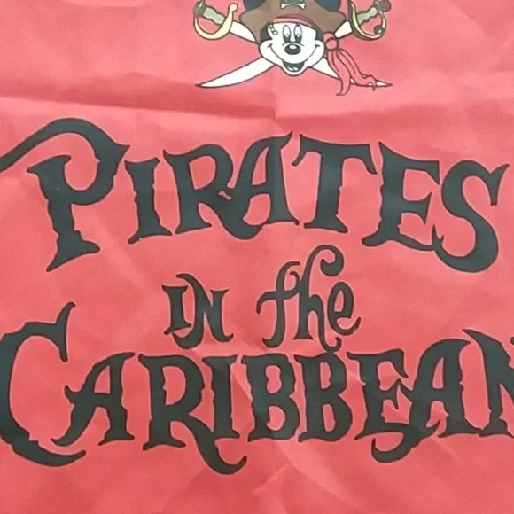 Disney Pirates of the Caribbean red bandana - Picture 2 of 5